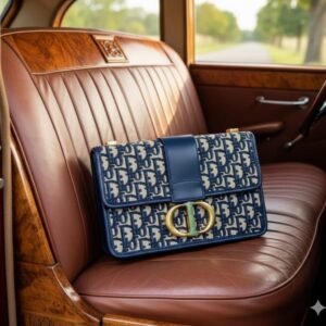 First Copy Bag Dior 30 OBLIQUE MONTAIGNE SHOULDER BAG BLU